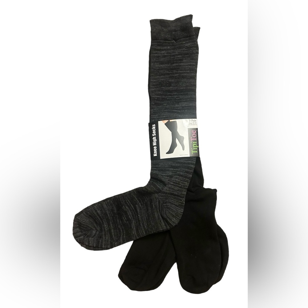 001 SCKS: 3 pairs Tip Toe knee highs